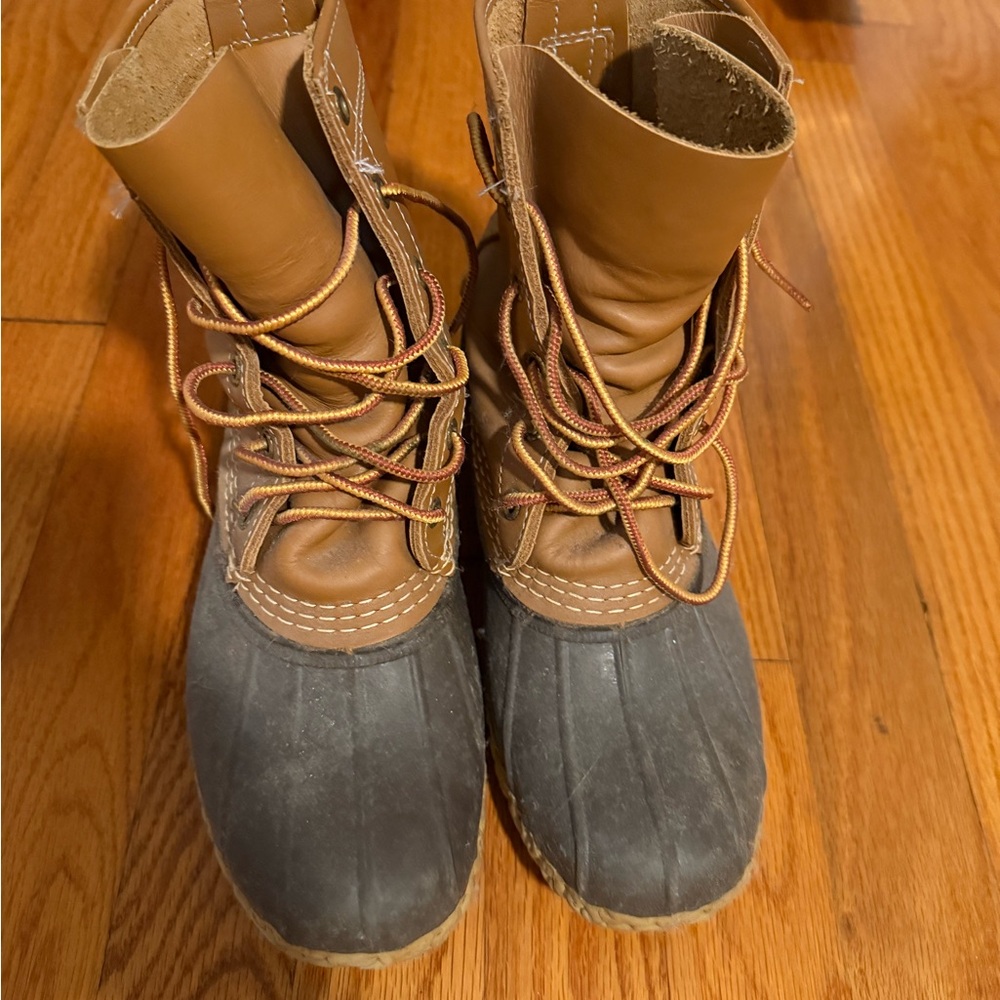 L.L. Bean Beige and Black Sole Boots